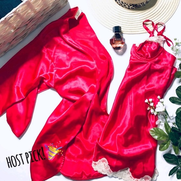Victoria's Secret Other - Vintage 90s Victoria’s Secret chemise/robe set
